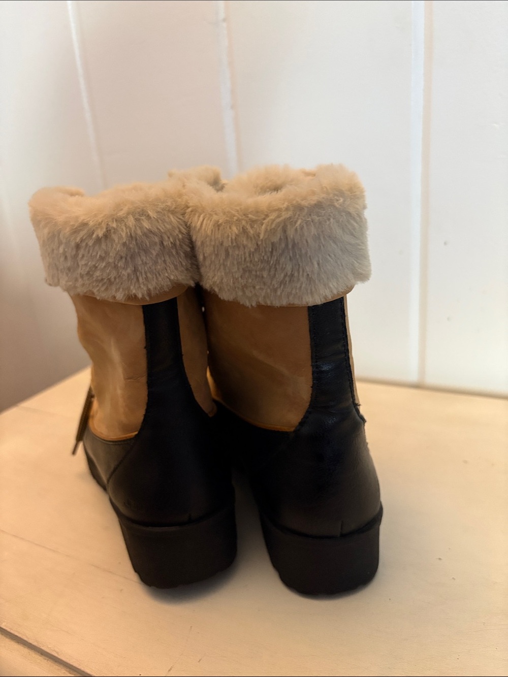 Women's Tan Faux-Fur Winter Boots - Picture 3 of 8